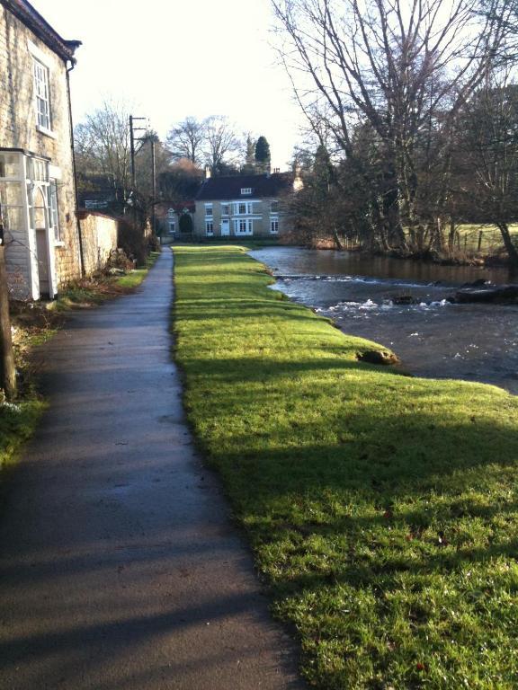 Bridgefoot Guest House Pickering Exterior photo